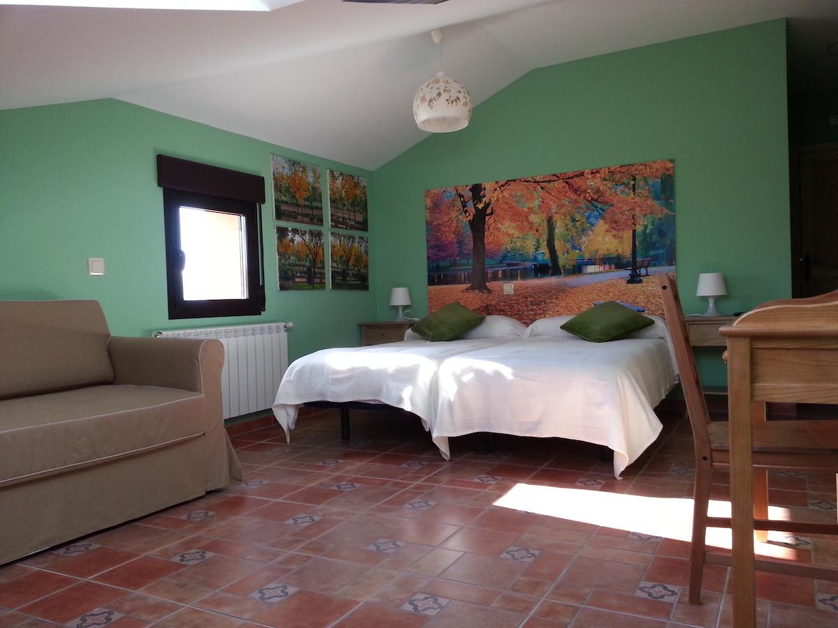 Hotel Rural La Casa Del Tio Telesforo Трескасас Номер фото